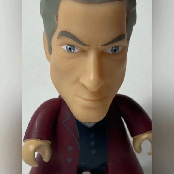 Doctor Who - Titans Vinyl Figure - The 12th Doctor 🕶️🎸 - Picture 2 of 5